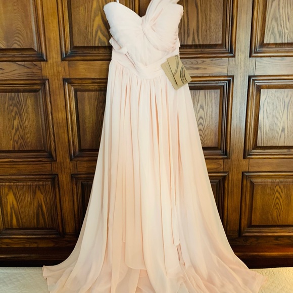 Never used Pearl Pink Gown with shoulder strap - Picture 5 of 5